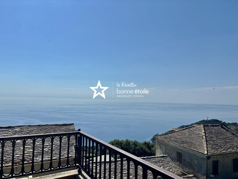 Maison - 137 m² - 5 pièces