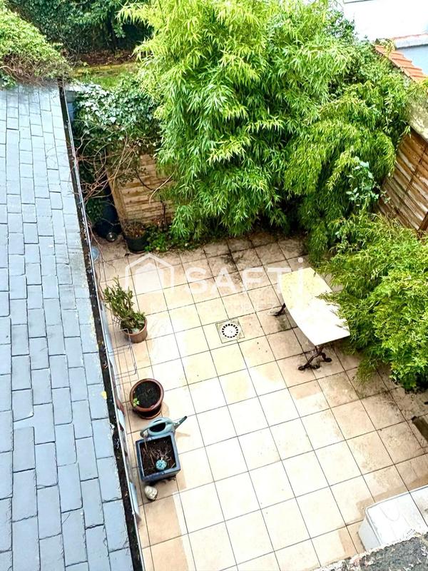 Maison - 90 m² - 5 pièces