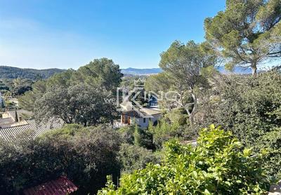 Maison - 114 m² - 4 pièces