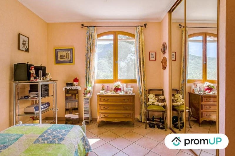 Maison - 164 m² - 6 pièces