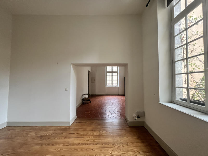 Appartement - 80 m² - 3 pièces