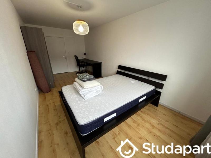 Chambre - 16 m² - 1 pièce