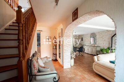 Maison - 190 m² - 7 pièces