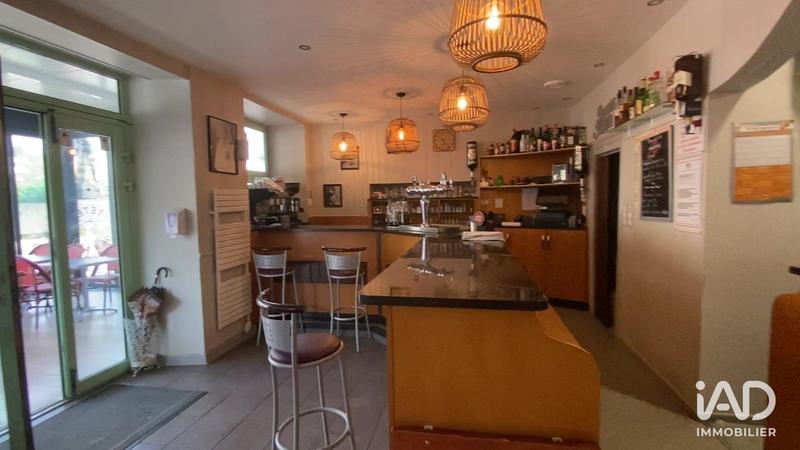 Local commercial - 284 m²