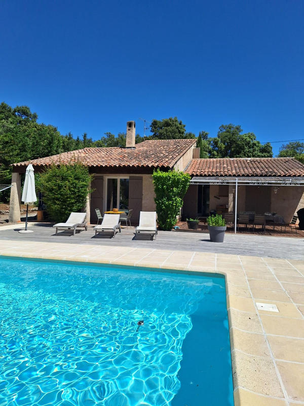 Maison - 163 m² - 8 pièces