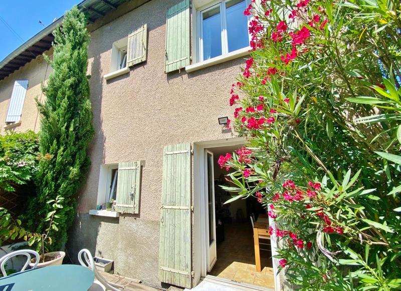 Maison - 210 m² - 7 pièces