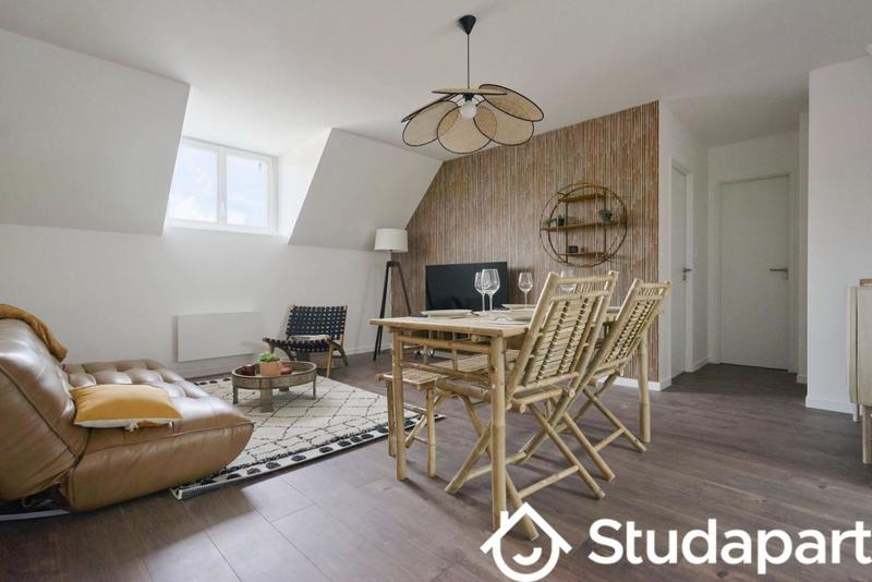 Chambre - 12 m² - 1 pièce