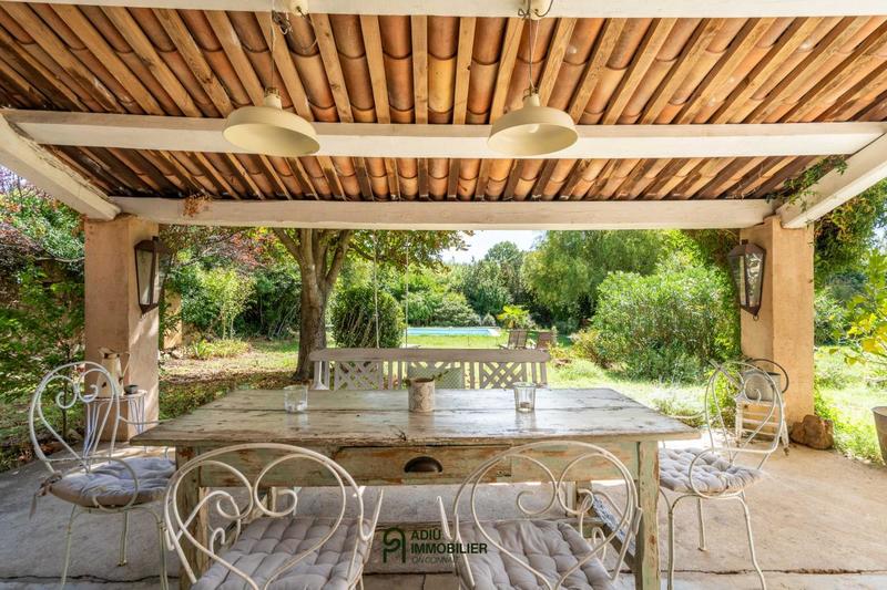 Mas - 228 m² - 8 pièces