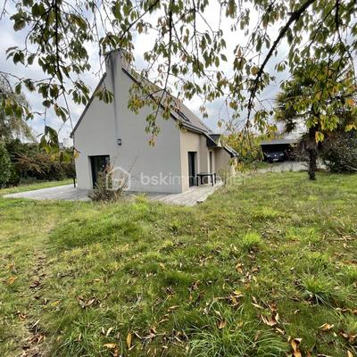 Maison - 101 m² - 5 pièces