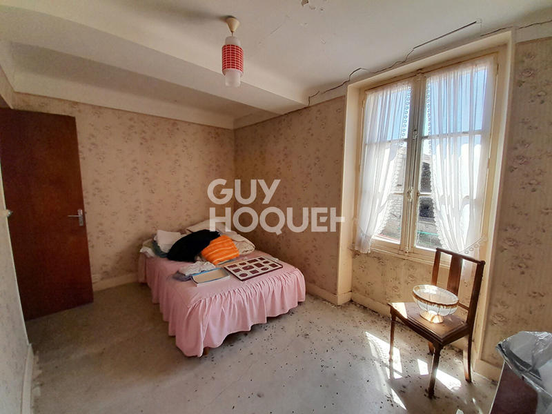 Maison - 99 m² - 4 pièces