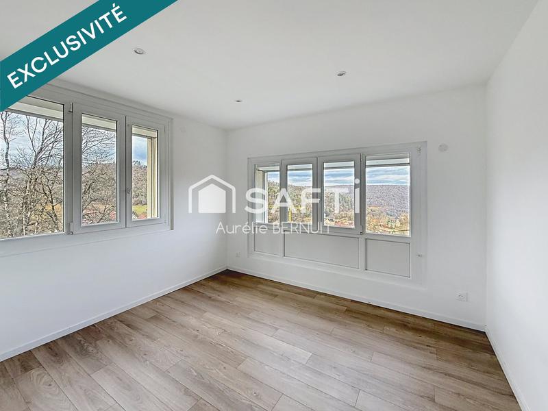 Maison - 163 m² - 8 pièces