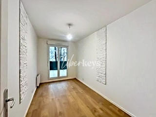 Appartement - 92 m² - 3 pièces