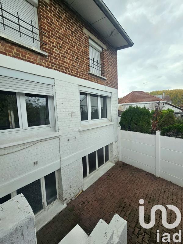 Maison - 92 m² - 5 pièces