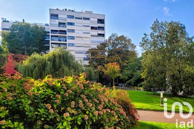 Appartement - 90 m² - 4 pièces