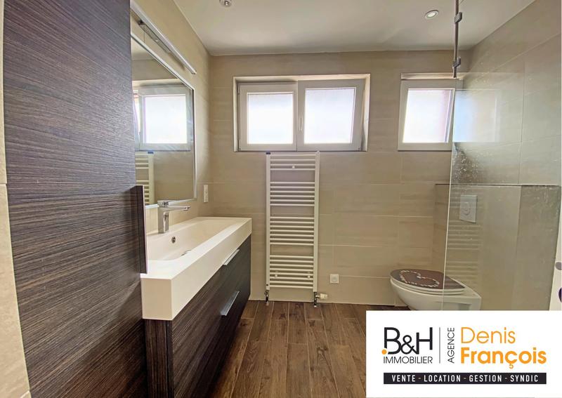 Maison - 85 m² - 5 pièces