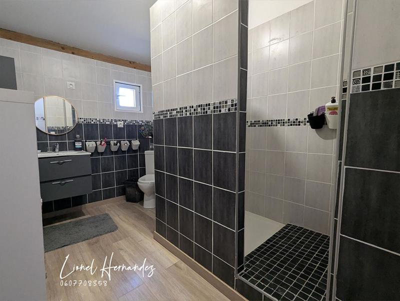 Maison - 295 m² - 10 pièces