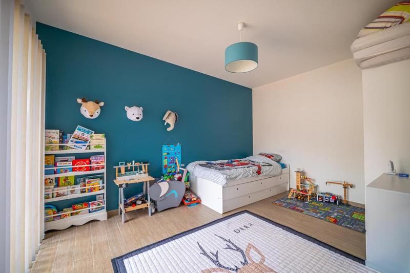 Maison - 206 m² - 7 pièces