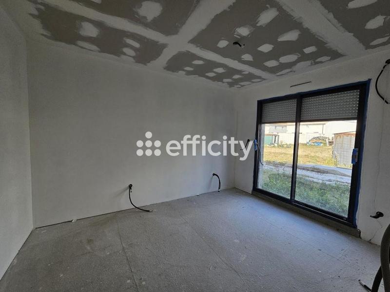 Maison - 170 m² - 5 pièces