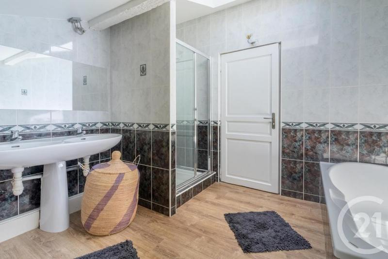 Maison - 158 m² - 6 pièces