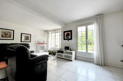 Pavillon - 125 m² - 6 pièces