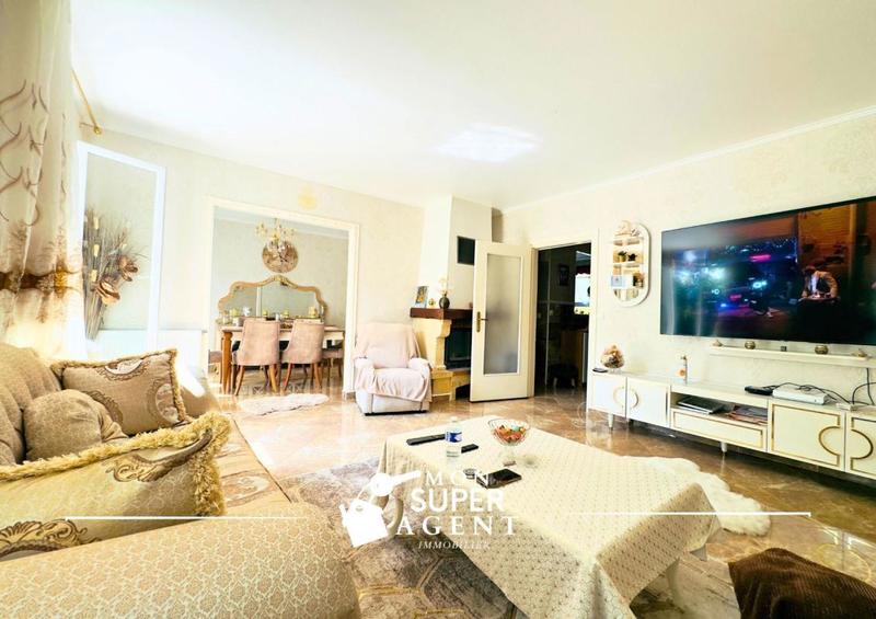 Maison - 177 m² - 7 pièces