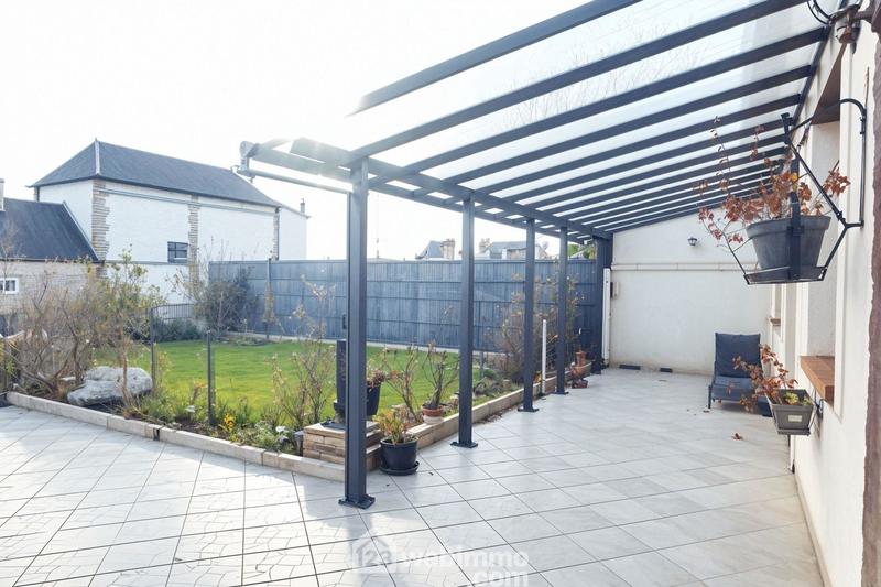 Maison - 105 m² - 4 pièces