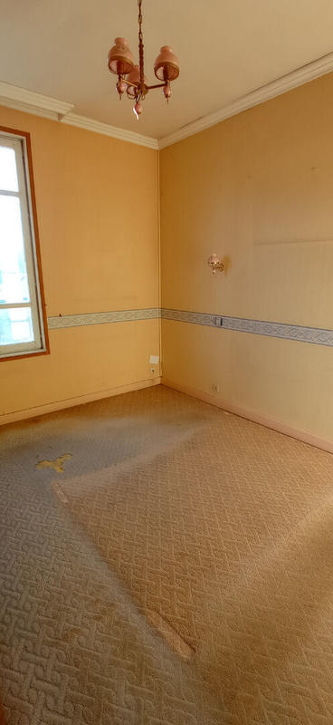 Maison - 99 m² - 5 pièces