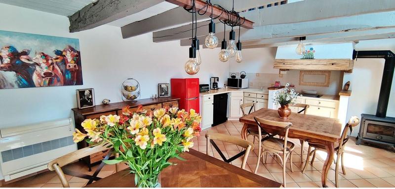 Demeure - 350 m² - 14 pièces