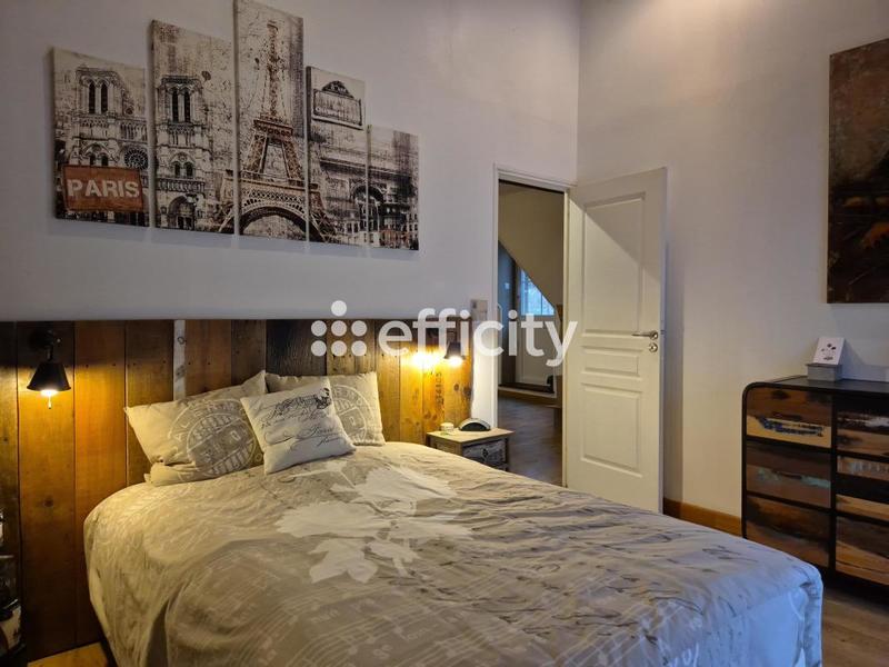 Longère - 197 m² - 8 pièces