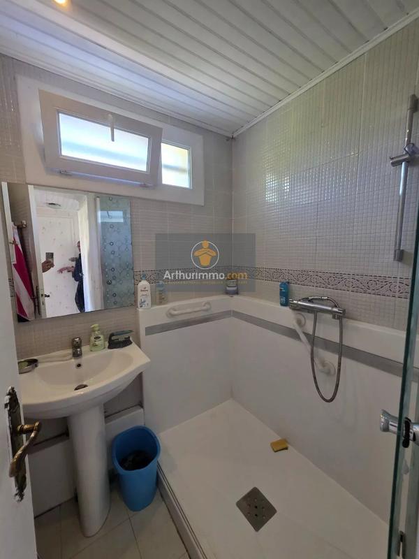 Maison - 85 m² - 6 pièces