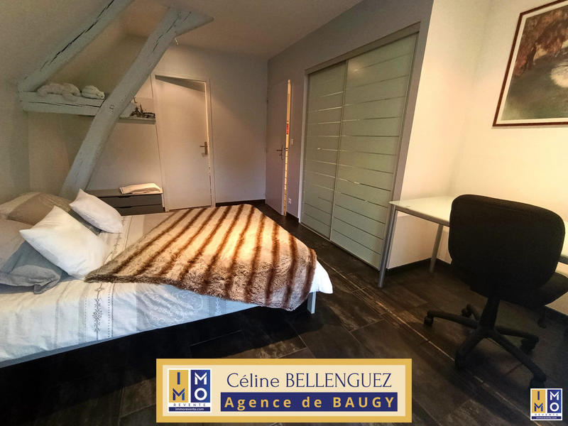 Maison - 238 m² - 8 pièces