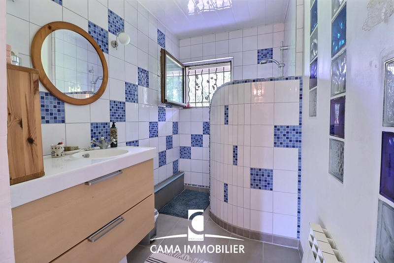 Maison - 170 m² - 7 pièces