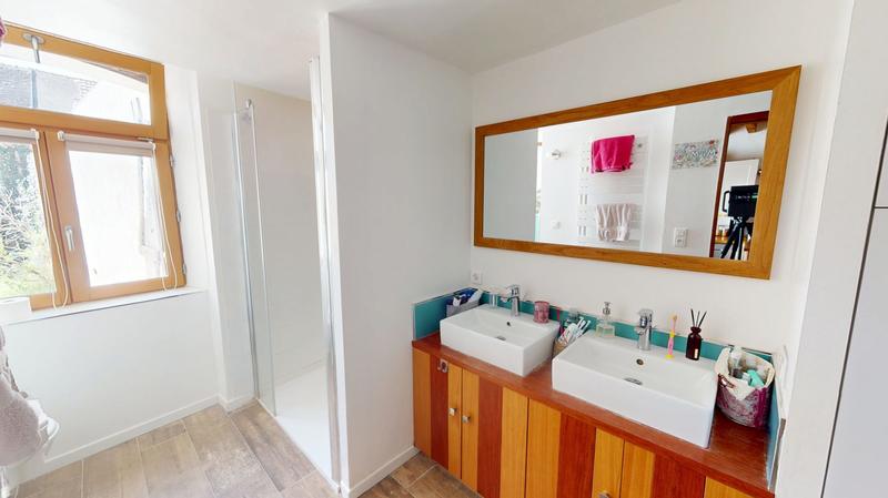 Maison - 189 m² - 6 pièces