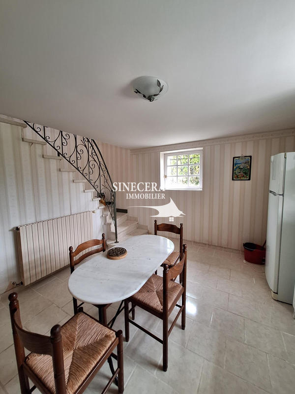 Maison - 170 m² - 5 pièces