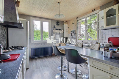 Maison - 105 m² - 4 pièces