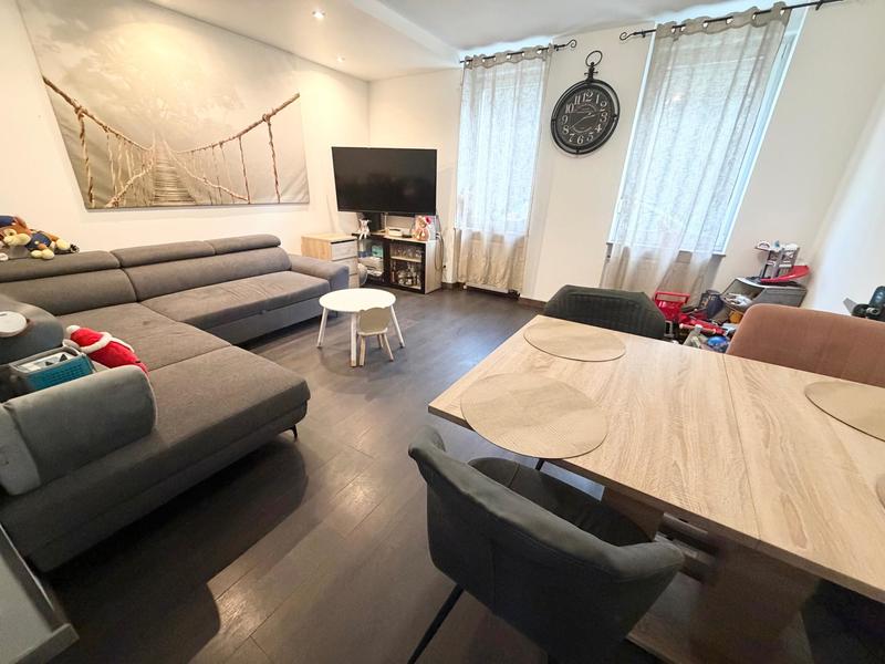 Maison - 95 m² - 4 pièces