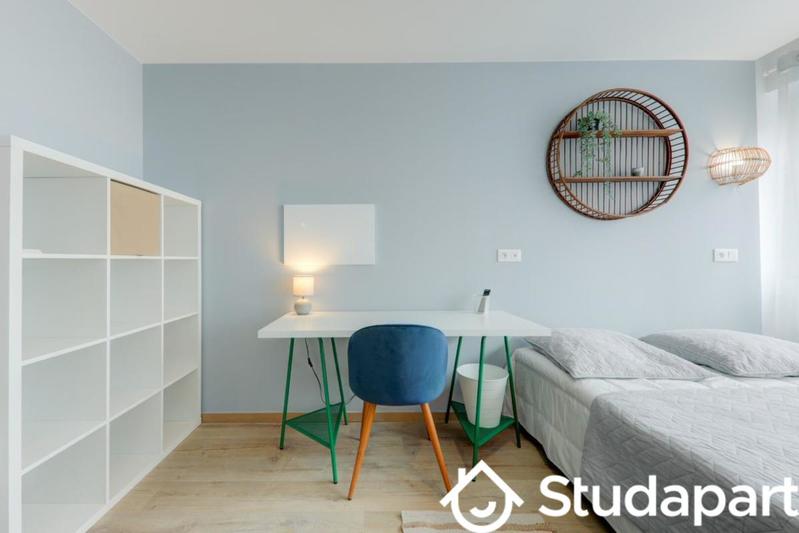 Chambre - 72 m² - 1 pièce