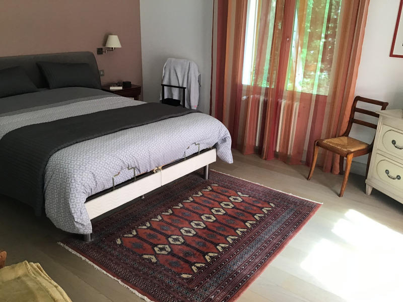 Maison - 222 m² - 8 pièces