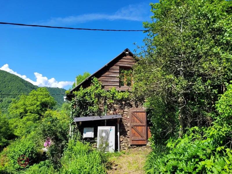 Maison - 96 m² - 6 pièces