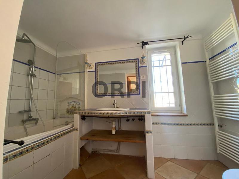 Mas - 211 m² - 7 pièces