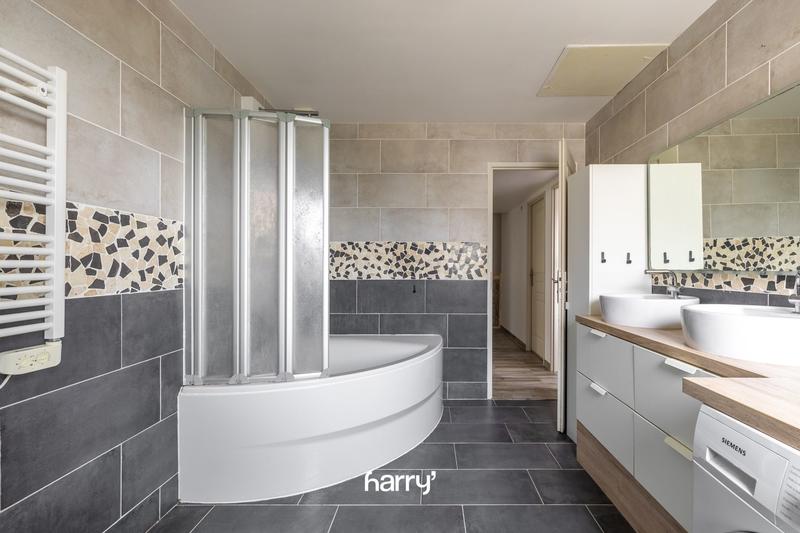 Maison - 132 m² - 6 pièces