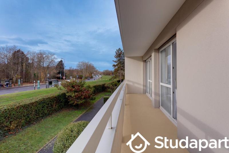 Chambre - 10 m² - 1 pièce