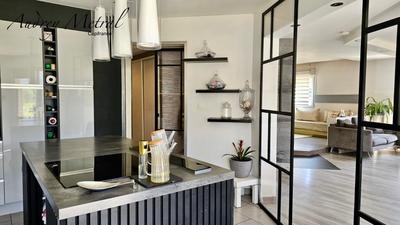 Maison - 157 m² - 5 pièces