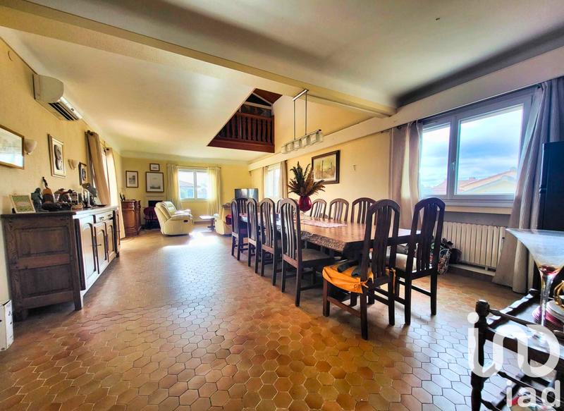 Maison - 308 m² - 7 pièces