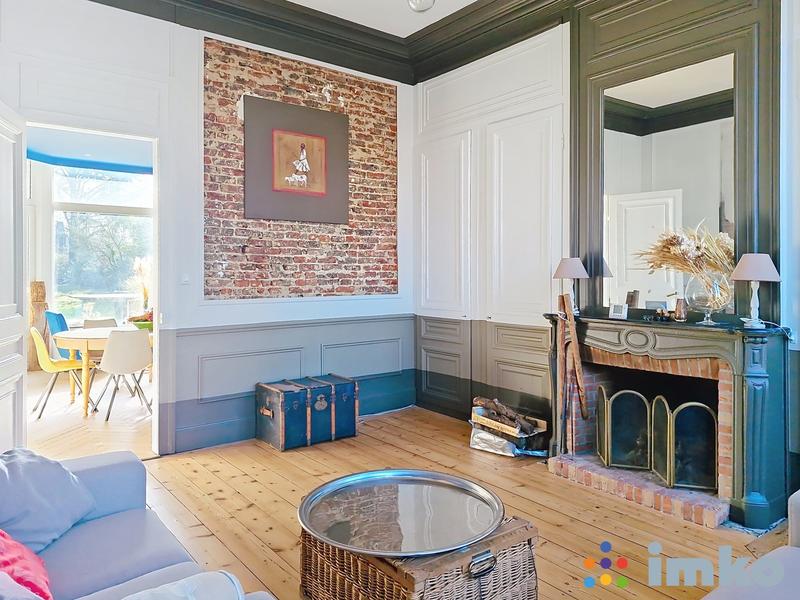 Maison - 215 m² - 7 pièces