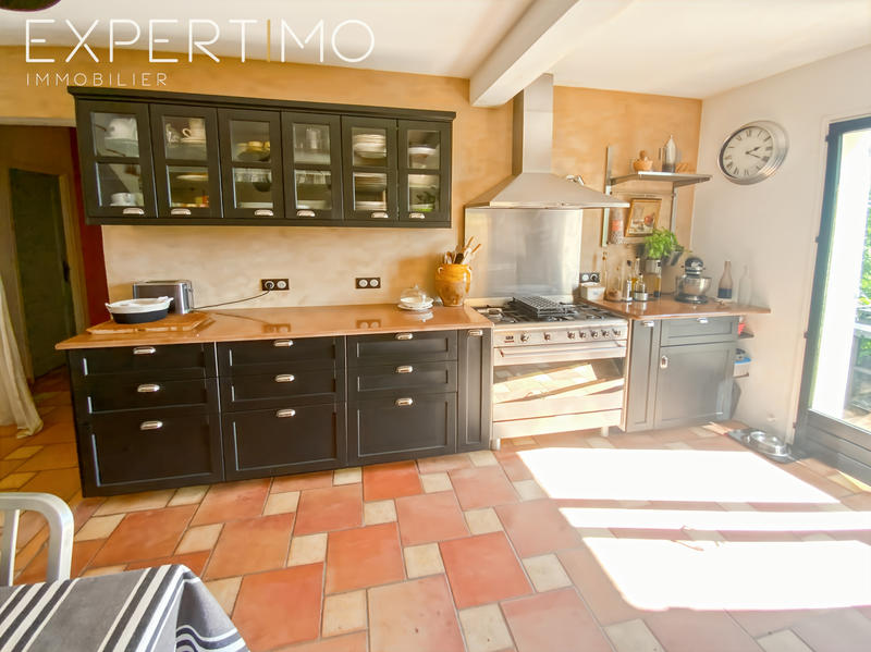 Villa - 138 m² - 6 pièces