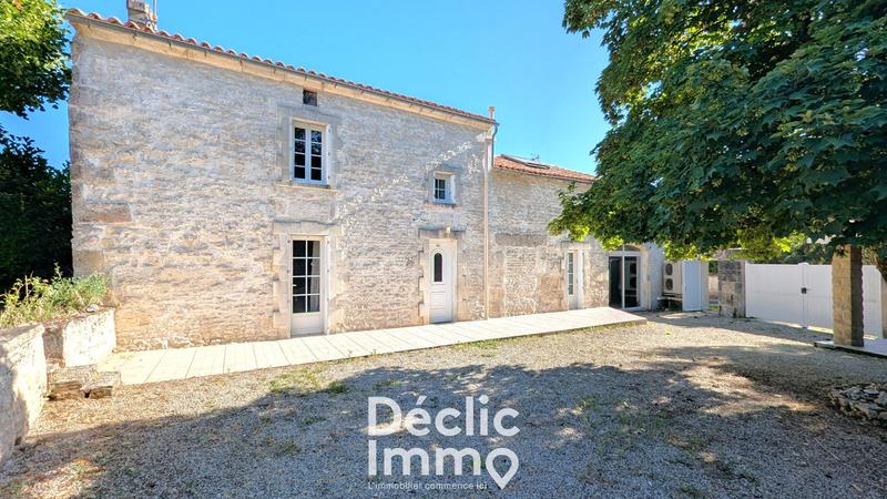 Maison en pierre - 180 m² - 7 pièces