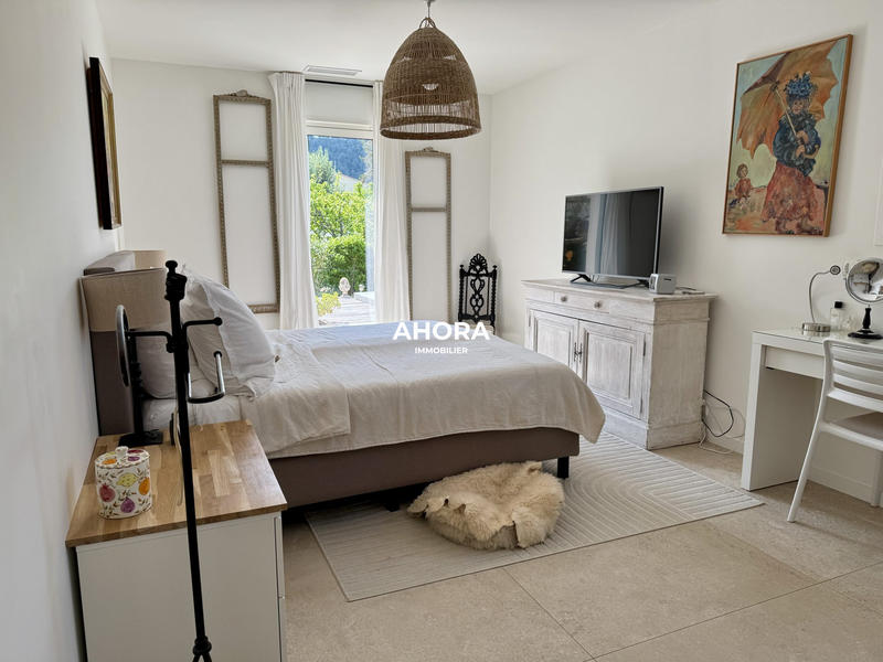 Maison - 165 m² - 6 pièces