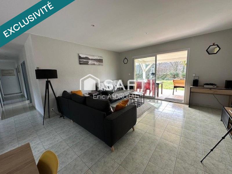 Maison - 247 m² - 10 pièces