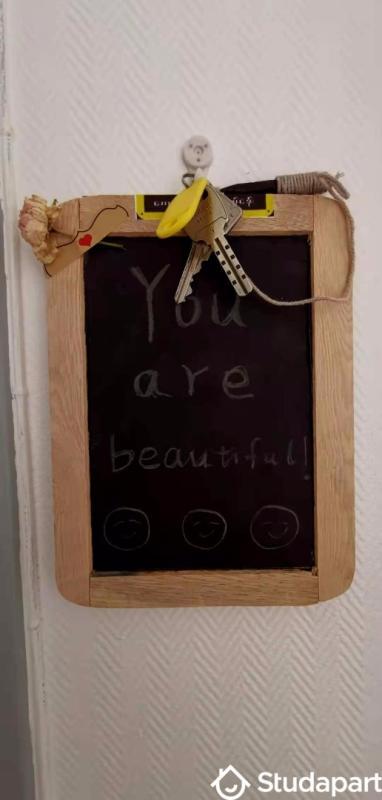 Chambre - 12 m² - 1 pièce